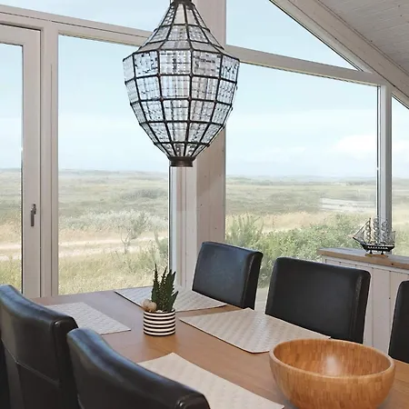 6 Person In Lemvig-by Traum * Trans